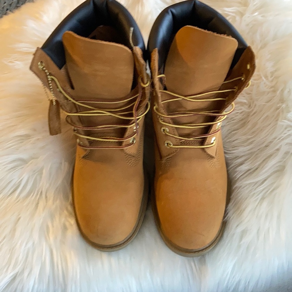 EUC Timberland Boots sz 8